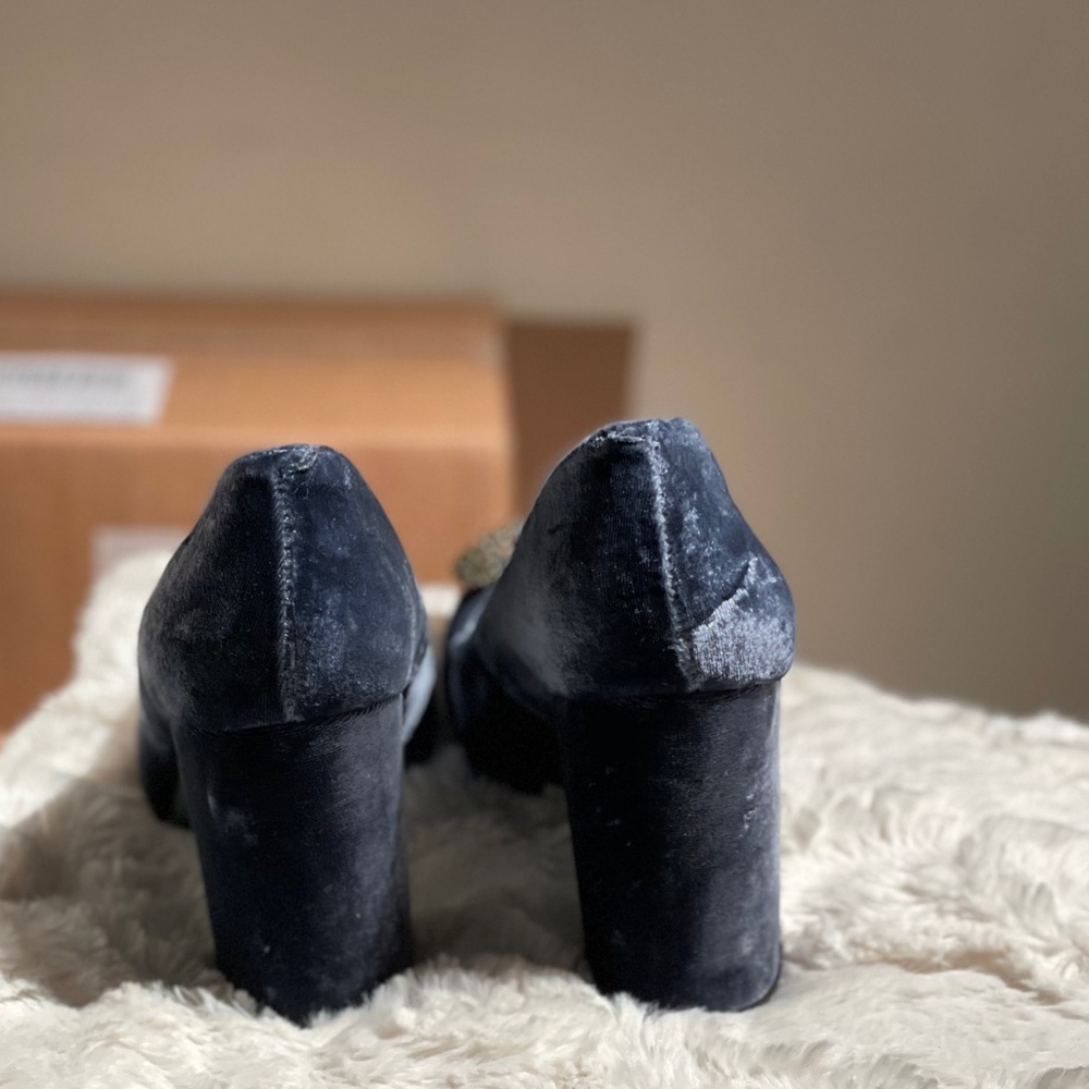 LAB Velvet Brooch Heels - Picture 7 of 9
